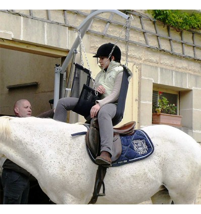 Lève cavalier pour handicapé